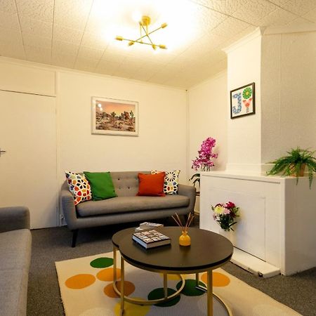 Cozyhome-3Br-5Guest#Netflix#Parking#Garden Nottingham Exteriér fotografie