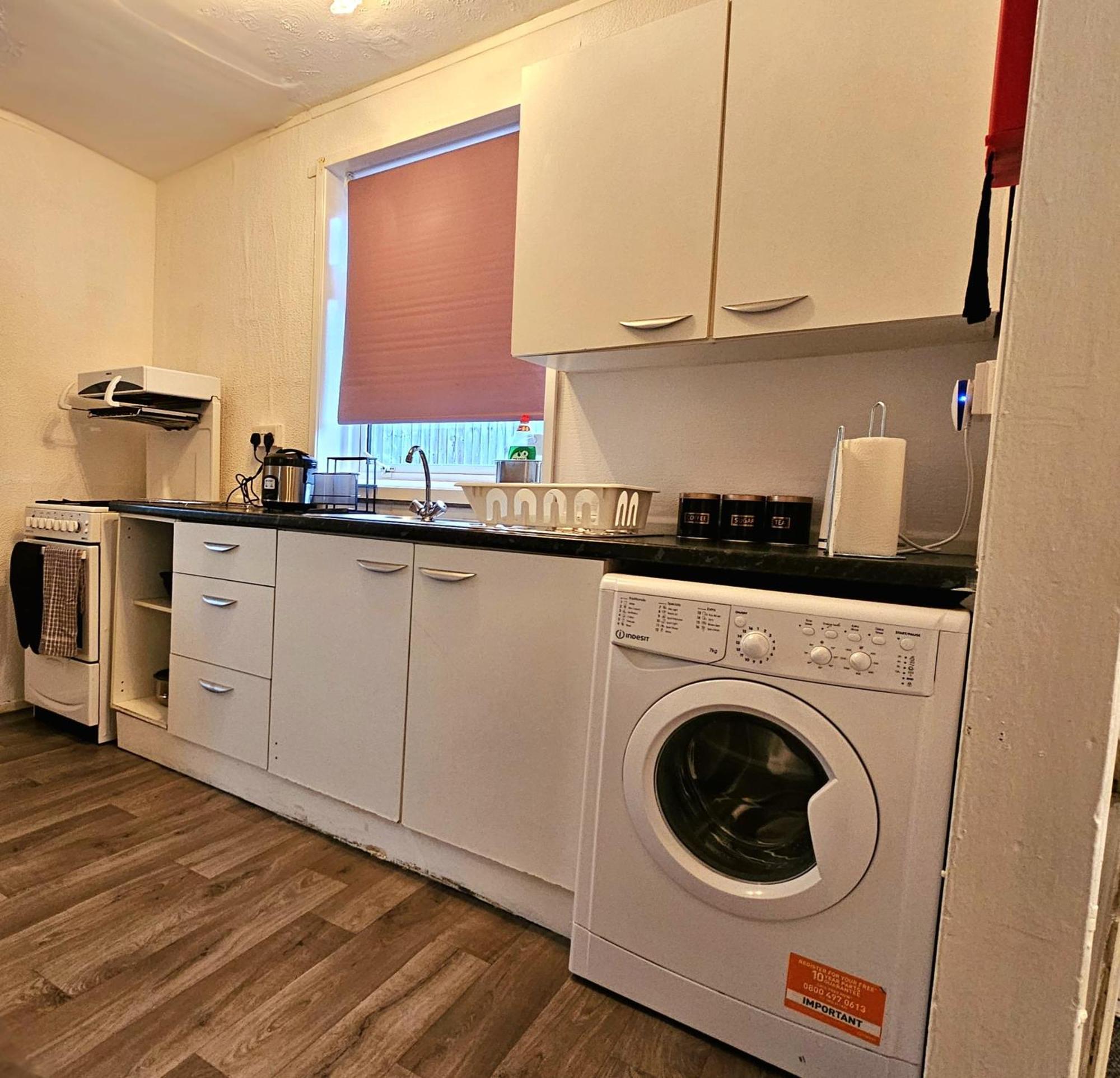 Cozyhome-3Br-5Guest#Netflix#Parking#Garden Nottingham Exteriér fotografie