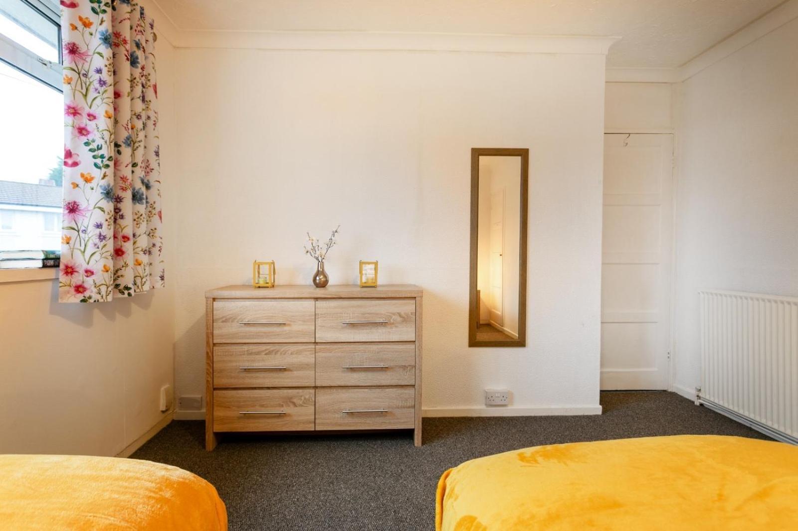 Cozyhome-3Br-5Guest#Netflix#Parking#Garden Nottingham Exteriér fotografie