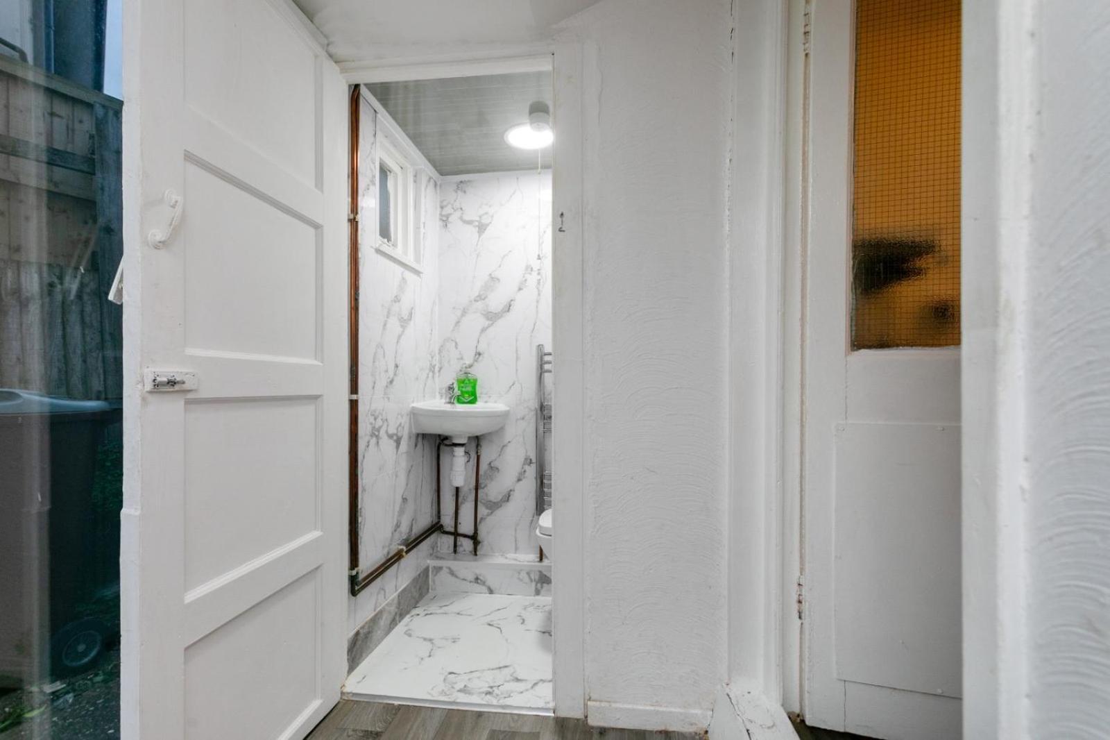 Cozyhome-3Br-5Guest#Netflix#Parking#Garden Nottingham Exteriér fotografie